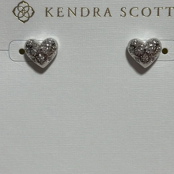 NWT Kendra Scott Holland Silver Heart Stud Earrings In White Cubic Zirconia - Picture 3 of 6